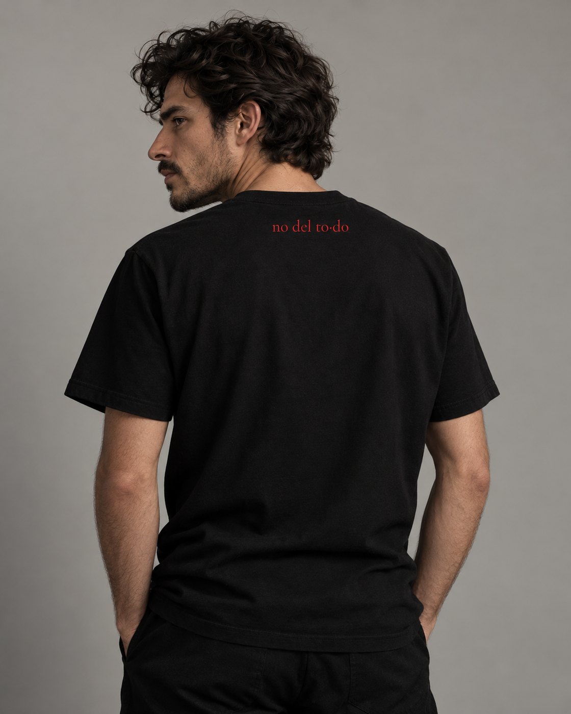 Playera Esto no es una pipa, espalda